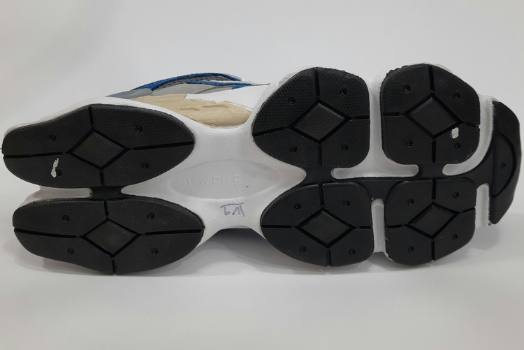 نیوبالانس ۹۰۶۰ اورجینال