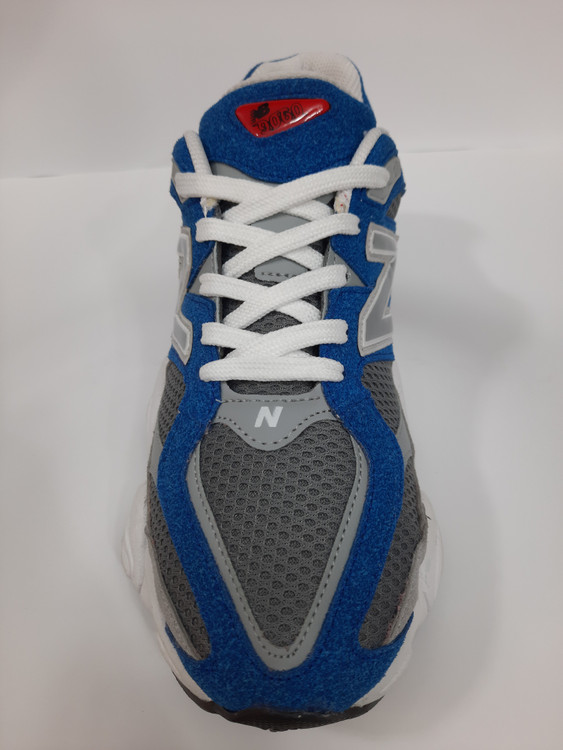 نیوبالانس ۹۰۶۰