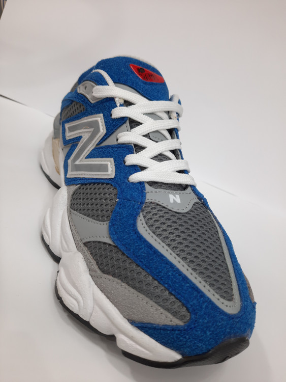 کتونی نیوبالانس ۹۰۶۰ اصل